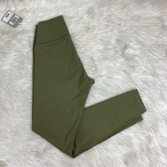 Everlane Women's NWT Lichen Green The Perform ReNew Seamless Legging L/W26 - Picture 4 of 12